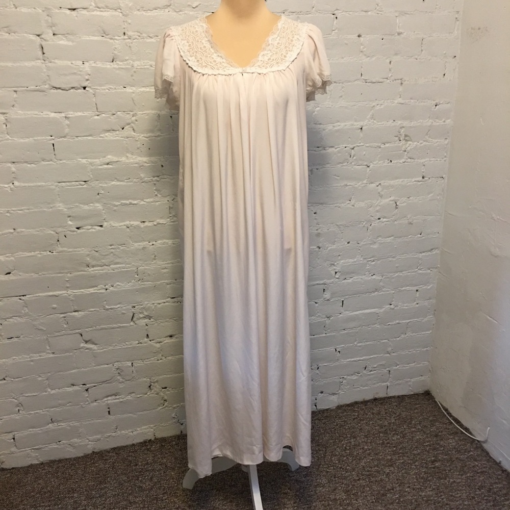 Christian Dior vintage lace trim nightgown pale pink size small